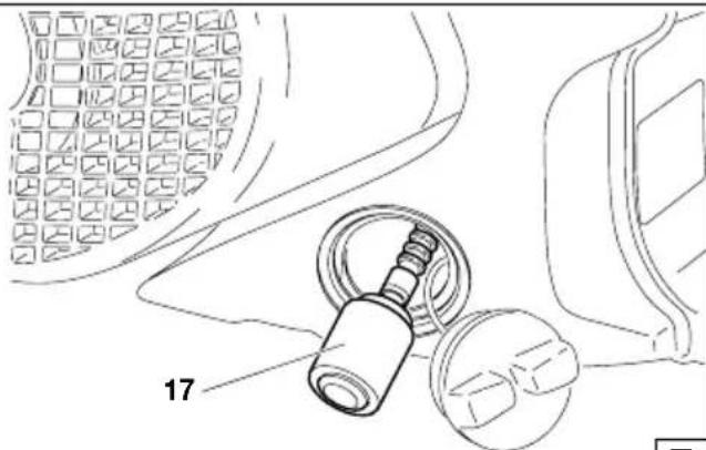MAKITA EA7900P45E - Replacing the suction head - 1