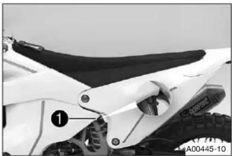 HUSQVARNA FR 450 Rally (2019) - Removing the seat - 1