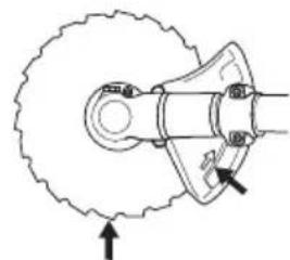 HUSQVARNA 336RK - Fitting the blade guard and saw blade - 6