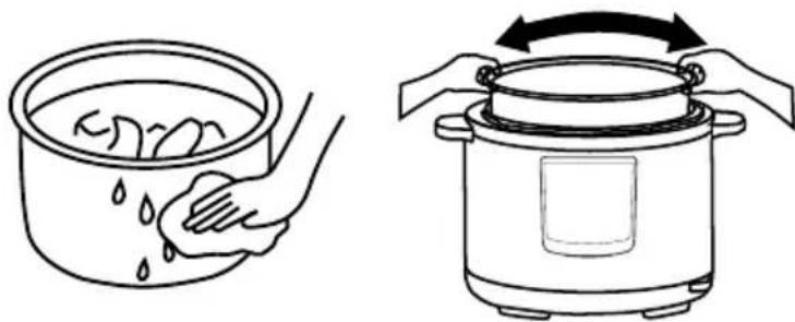 RUSSELL HOBBS Express Chef RHPC1000 - Inserting the cooking pot in the pressure cooker - 1