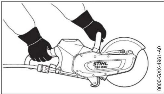 STIHL TSA 230 - Во время работы - 1