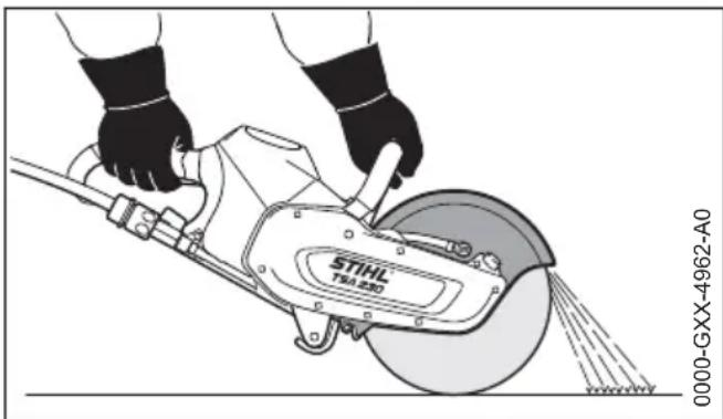 STIHL TSA 230 - Při práci - 2