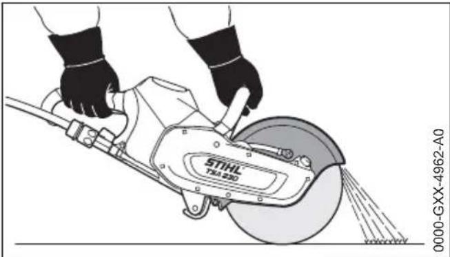STIHL TSA 230 - În timpul lucrului - 3