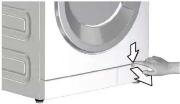 GRUNDIG GWN 48430 M - Udtømning af resterende vand og rensning af pumpefilteret. - 5