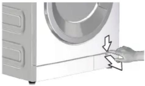 GRUNDIG GWNE 67E432 - Rensning af det snavsede filter og udtømning af vandet: - 2