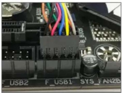 GIGABYTE GC-WB11ACD-I - Installing the Wi-Fi/Bluetooth Card・安装Wi-Fi/藍牙卡 安装Wi-Fi/蓝牙卡・Wi-Fi/Bluetoothカードを取り付ける - 3