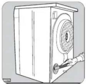 ZANUSSI ZTE 290 - Rengøring af luftindtagsgitteret - 1