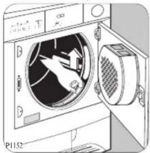 ZANUSSI ZTE 290 - Rengöra luckan - 4