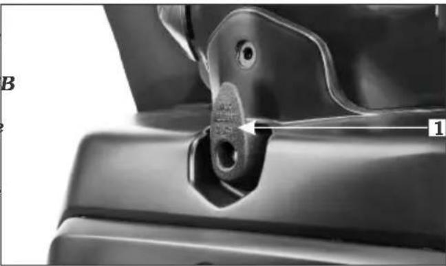 HERO Maestro Edge (2015) - FRONT LUGGAGE HOOK - 1
