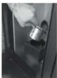 GUDE GP 135 B - Cleaning the combustion chamber (once a month) - 1
