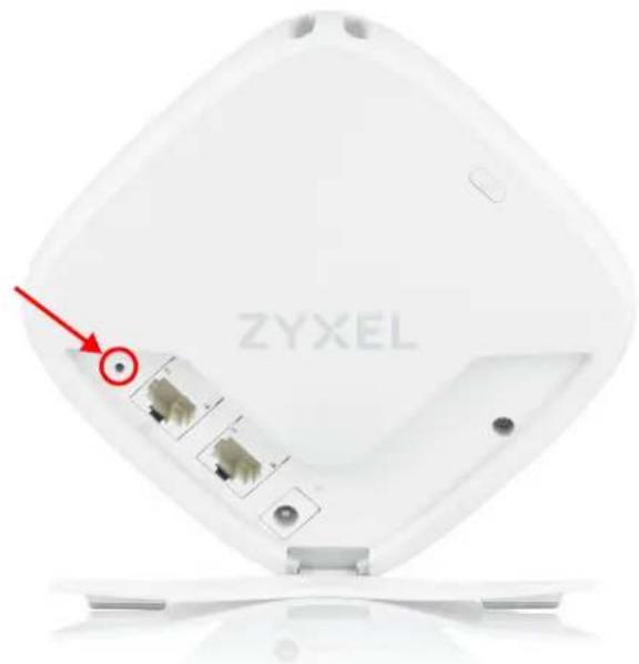 ZYXEL Multy Mini WSQ20 - Reset Button - 3