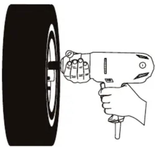 Cocraft HI 450 - Loosening the wheel nuts/bolts - 2