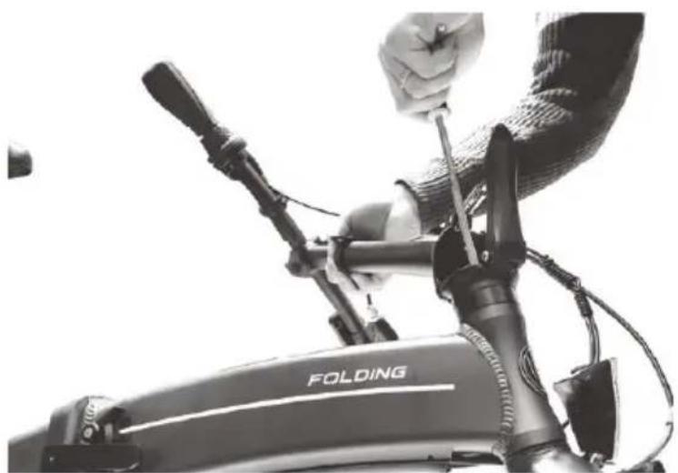 Biltema 27-2221 - SAMMENKLAPNING AF CYKLEN - 3