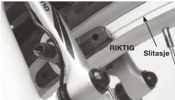 Biltema 27-2221 - Kontrollere batterispenningen - 2