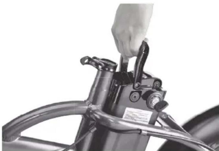 Biltema 27-2211 - Sätt i/dra ut batteriet - 1