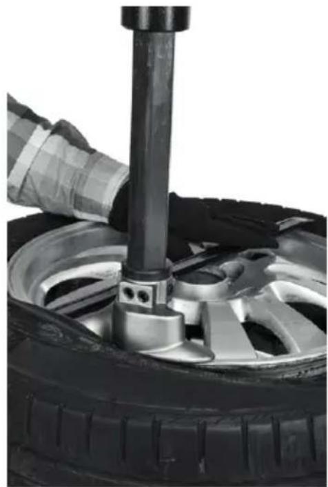 Biltema 17-3210 - b. Udvendigt ved fælgdiameter 12-24" - 3
