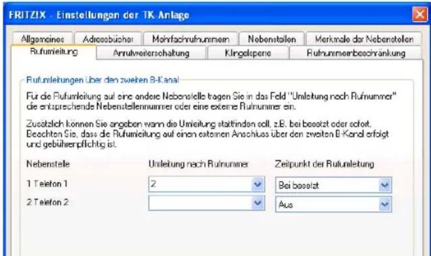 FRITZIX - Einstellungen der TK Anlage Allgemeine Adressbücher Mehrfachrufnummer Nebenstellen Merkmale der Nebenstellen Rufumleitung Annulweilersohaltung Klingelsperi Rufnummerbeschränkung Rufumleihungen über den zweiten B-Kanal Für die Rufumleitung auf eine andere Nebenstelle tragen Sie in das Feld "Umleitung noch Rufnummer" die entsprechende Nebenstellennummer oder eine externe Rufnummer ein. Zusätzlich können Sie angeben wann die Umleitung stattfinden soll, z.B. bei besetzt oder sofort. Besachten Sie, dass die Rufumleitung auf einen externen Anschluss über den zweiten B-Kanal erfolgt und gebührenpflichtig ist. Nebenstelle Umleitung nach Rufnummer Zeitpunkt der Rufumleitung 1 Telefon 1 2 Bei besetzt 2 Telefon 2 Aus