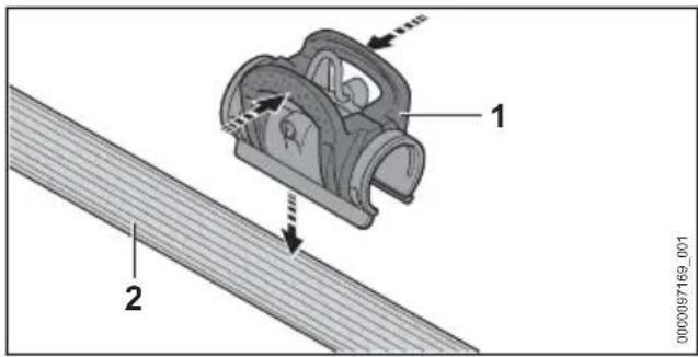 STIHL HTA 150.0 - Montáž svorky (HTA 160.0) - 1