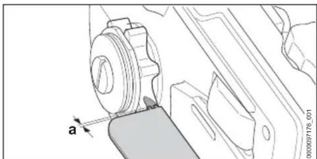 STIHL HTA 150.0 - Kettenrad prüfen - 1