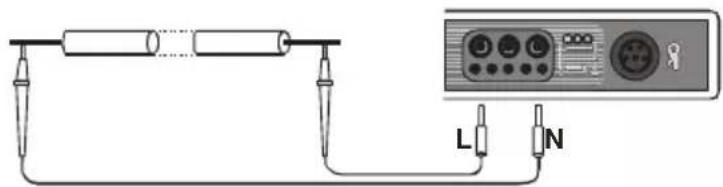 Diagram showing a circuit connection with two resistors and labeled terminals L and N, alongside an electronic device panel.