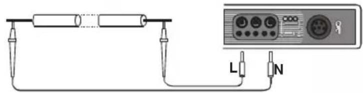Diagram showing a circuit connection with labeled components L and N, and an attached display panel with four ports.