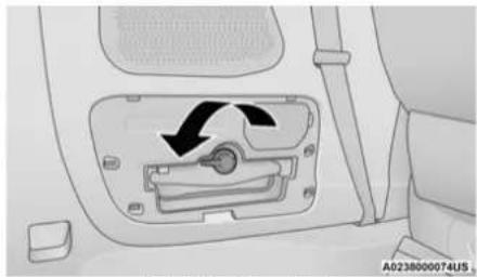 Chrysler Pacifica Hybrid (2023) - To Empty - 2