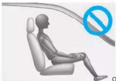 Genesis GV70 (2023) - WARNING - 3