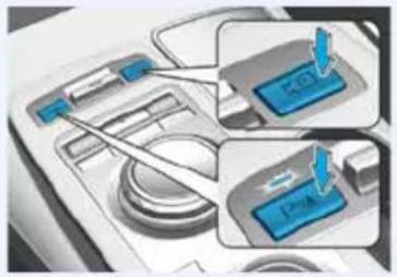 Genesis GV70 (2023) - Remote Smart Parking Assist button - 1