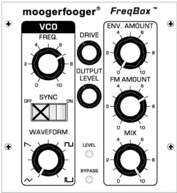 moogerfooger® VCO FREQ. DRIVE OUTPUT LEVEL SYNC OFF ON WAVEFORM LEVEL BYPASS ENV. AMOUNT FM AMOUNT MIX + +