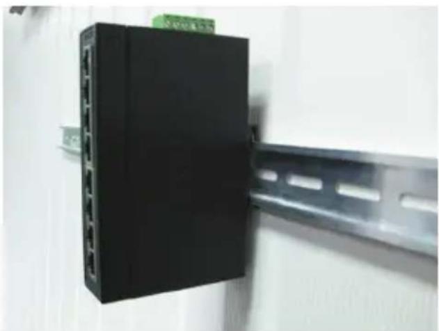 Planet IVC-234GT - DIN-rail Mounting Installation - 3