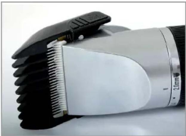 Eldom Croper MG10N - Do not use the appliance for clipping wet hair. - 1