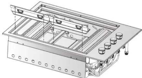 ELECTROLUX EQBL60 - Assembling the Barbecue - 3
