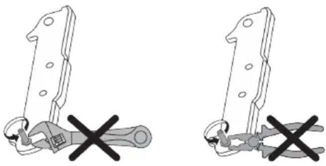 GRUNDIG GKN6603DV - Reversing the Door Opening Side - 1