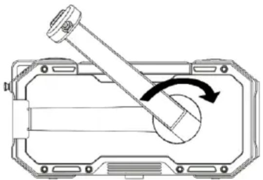 Be Cool BC23KR587BT - Charging via the hand crank - 1