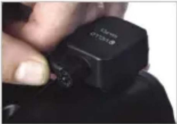 Vello HSA-CSMSA - CONNECTING A STUDIO STROBE VIA THE PC SYNC CORD - 1