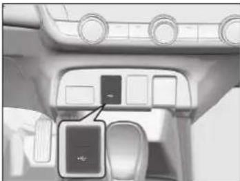 Honda Jazz e:HEV (2023) - USB-Anschluss - 1