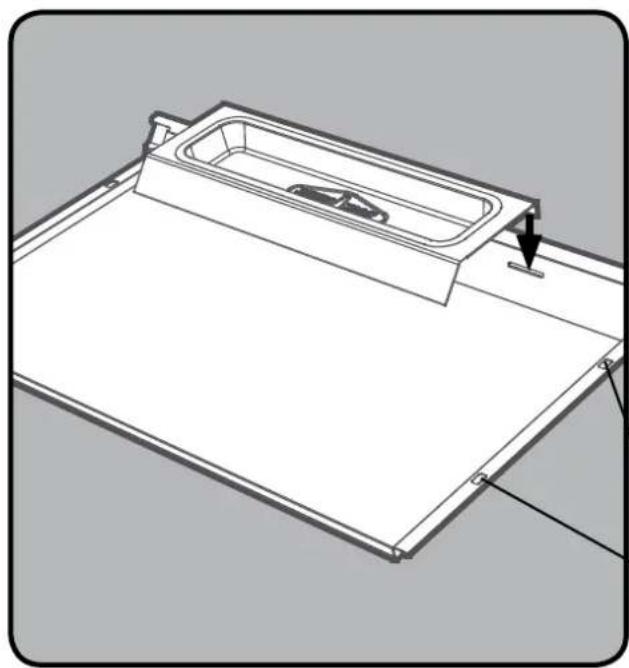BeefEater Signature 2000 - Setting up the grease tray - 2