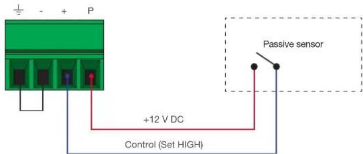 + - + P +12 V DC Control (Set HIGH) Passive sensor