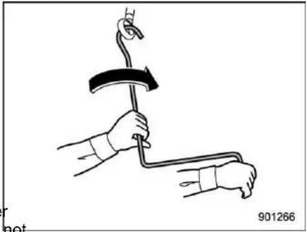 SUBARU Impreza Wagon (1995) - Front towing hook: - 3