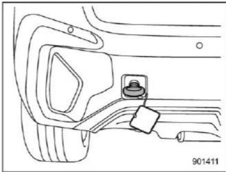 SUBARU Impreza Wagon (1995) - Rear towing hook: - 2