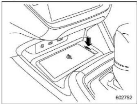 SUBARU Impreza Wagon (1995) - ■ How to Use the Wireless Charger - 1