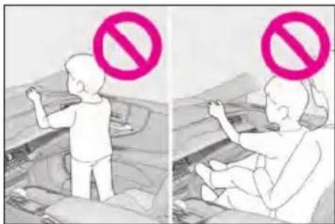Illustration showing a child and a baby in a car with no smoking symbol, indicating absence of smoking.