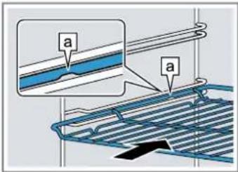 CONSTRUCTA CF4A28063 - Zubehör in den Garraum schieben - 1