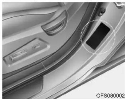 HYUNDAI Velostar (2012) - VEHICLE CERTIFICATION LABEL (IF EQUIPPED) - 1