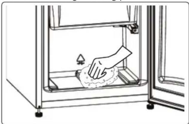ASPES AF175600E - Freezer defrosting process - 1