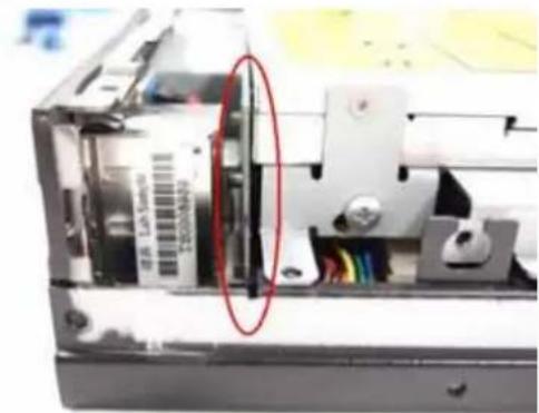AOPEN DE-945CD - 3-3-1. Make sure the internal card is correctly insert into the socket - 2