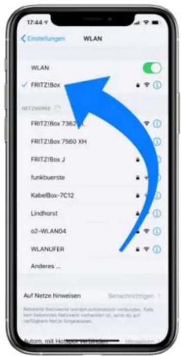 17:44 Einstellungen WLAN WLAN ✓ FRITZ!Box NETZWEIR3 FRITZ!Box 7362 FRITZ!Box 7560 XH FRITZ!Box J funkbuerste KabelBox-7C12 Lindhorst o2-WLAN04 WLANUFER Anderes ... Auf Netze hinweisen Bonachrichtigen Bekennete Handwirke werden automatisch verkaufen. Falle ben bewerteten Netzwert verhandelt ist, wird es auf verfügbare Netze langewissen. Autom. mit Holowor Kabelwirke Hinselzen