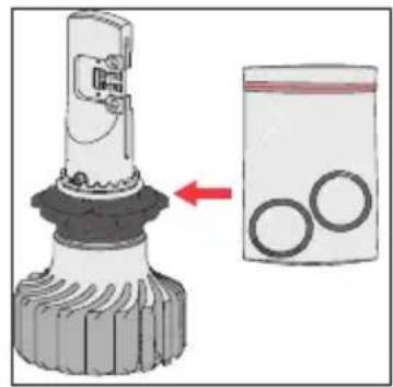 Diagram showing a hairdryer with a close-up of its contents, indicating a washing or cleaning process.