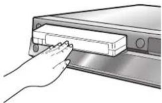 PANASONIC Diga DMR-EH75V - Inserting a video cassette - 1