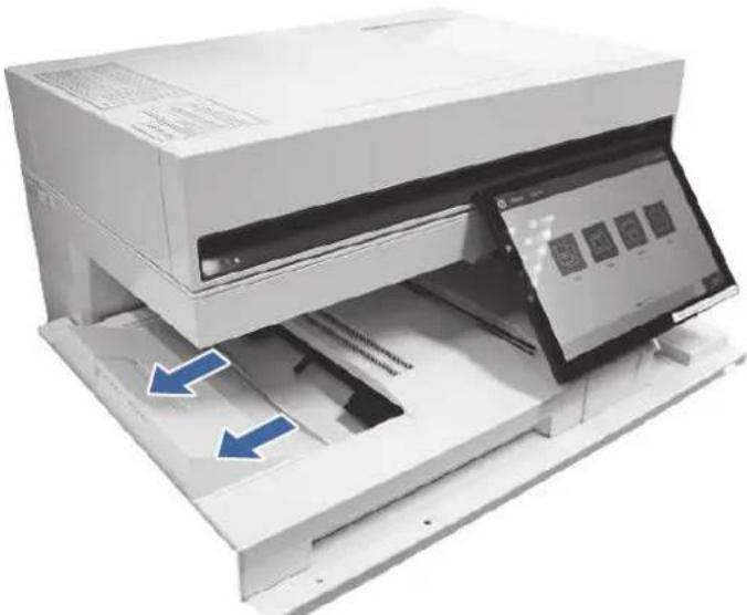 HP Color LaserJet Enterprise MFP 6800dn - 13.E1 Fehler durch Stau im Ausgabefach - 1
